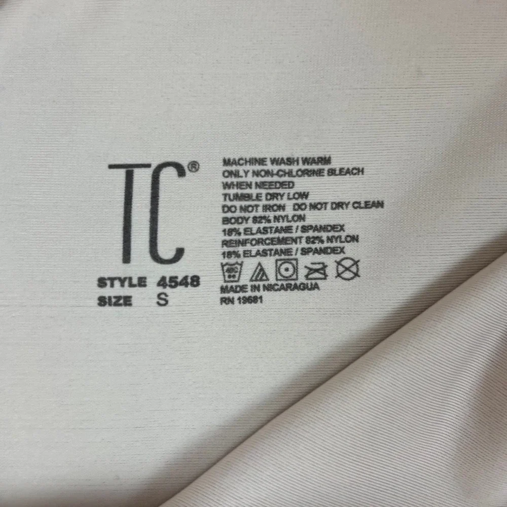 TC‎ Fine Intimates Nude High Waist Shaping Shorts Firm Control Style 4548 Size S